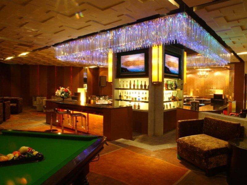 Beijing New Century Hotel Exterior photo